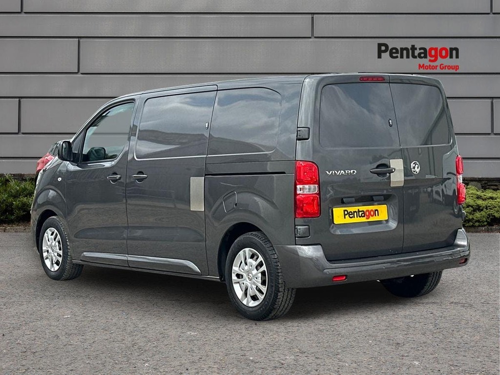 Vauxhall Vivaro 1.5 Turbo D 2700 Sportive Panel Van 6Dr Man Grey #2