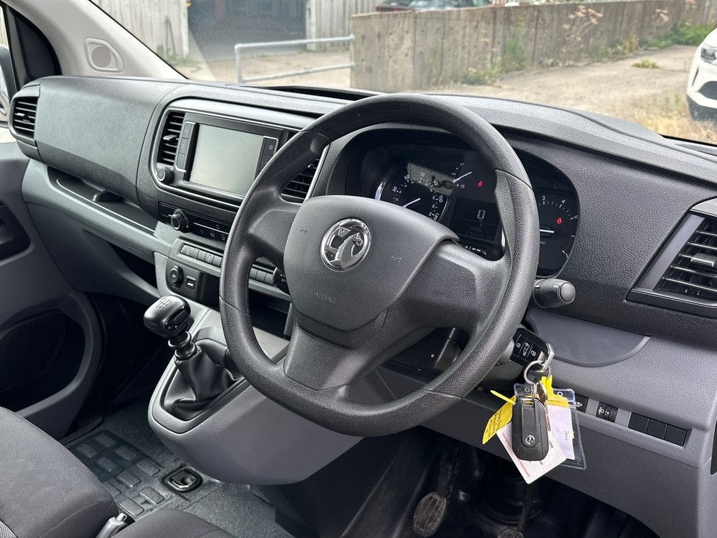 Vauxhall Vivaro 1.5 Turbo D 2700 Sportive Panel Van 6Dr Man Grey #5