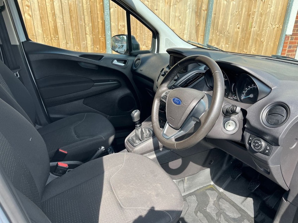 Ford Transit Courier 1.5 Tdci Trend Panel Van L1 Euro White #5