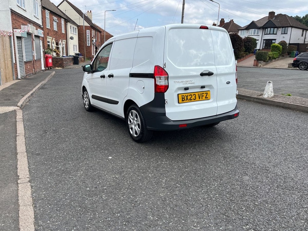 Ford Transit Courier Ford 1.5 Tdci Leader Van 6 Speed Silver #37