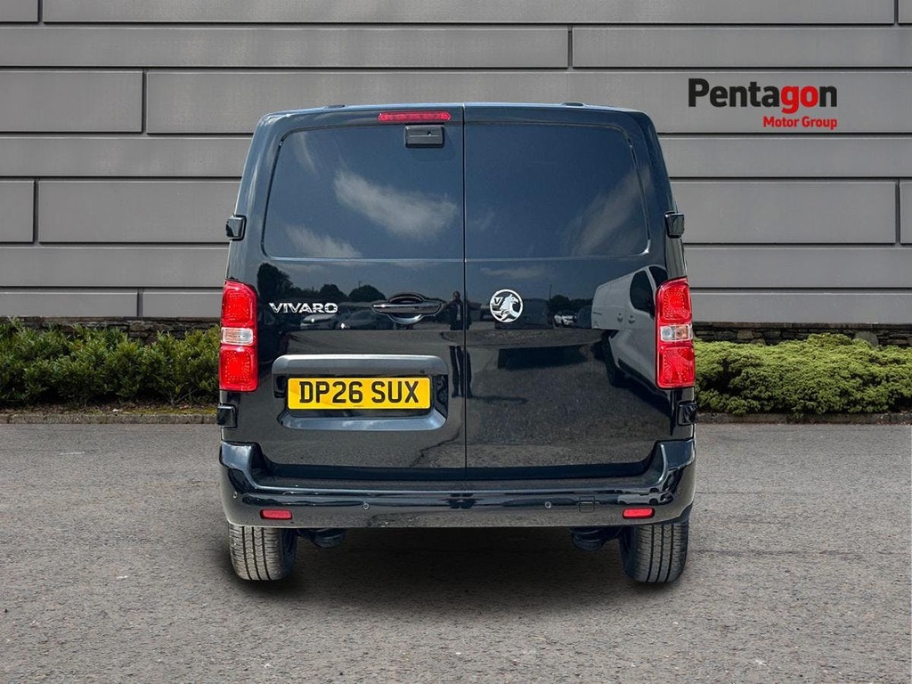 Vauxhall Vivaro 2.0 Turbo D 145 Prime H1 Van White #14
