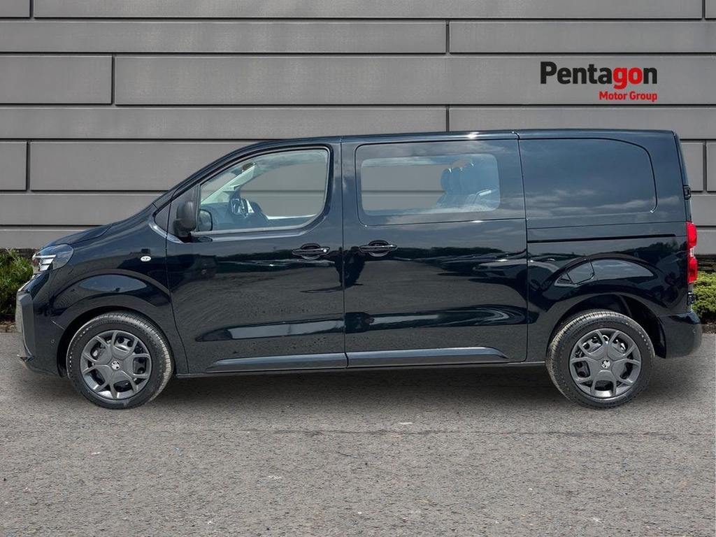 Vauxhall Vivaro 2.0 Turbo D 145 Prime H1 Van White #12