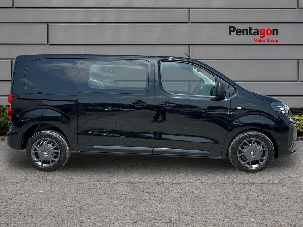 Vauxhall Vivaro 2.0 Turbo D 145 Prime H1 Van White #11