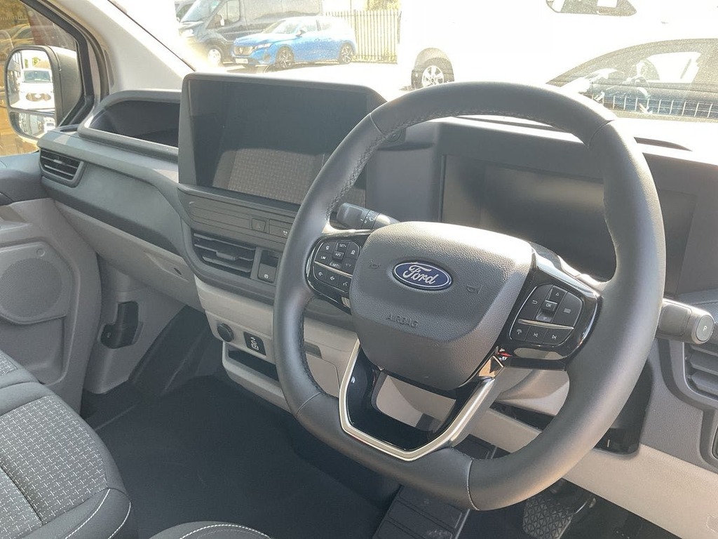 Ford Transit Custom 2.5 320 Duratec 11.8Kwh Sport Crew Van Euro 6 Black #5