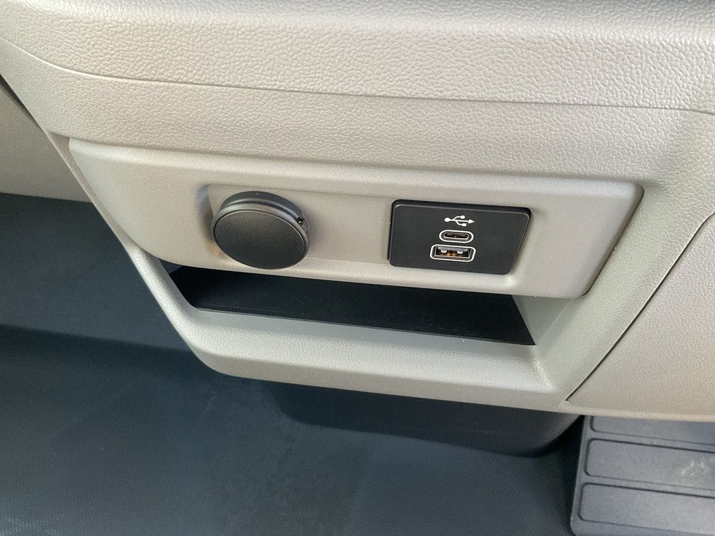 Ford Transit Custom 2.5 320 Duratec 11.8Kwh Sport Crew Van Euro 6 Black #19