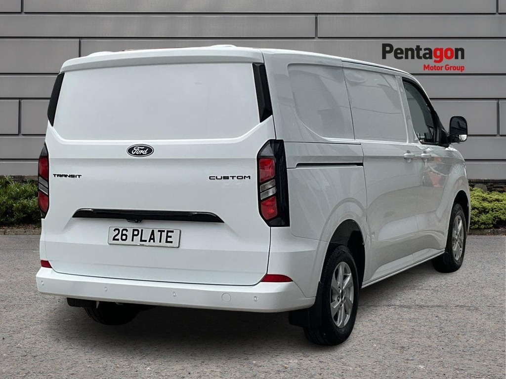 Ford Transit Custom 2.0 300 Ecoblue Limited Panel Van Manua FT26JEO White #4