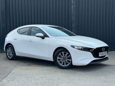 Mazda 3 2.0 Mazda3 Centre-line White