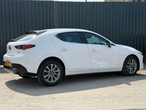Mazda 3 2.0 Mazda3 Centre-line FV24OYH White #3