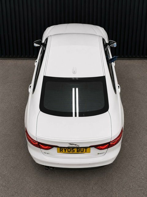 Jaguar XF Saloon Blue #8