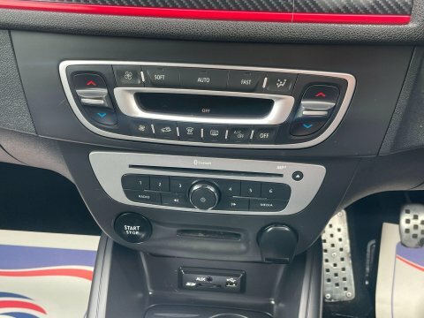Renault Megane 1.6 Dci Limited Nav Sport Tourer Estate Car. Red #21