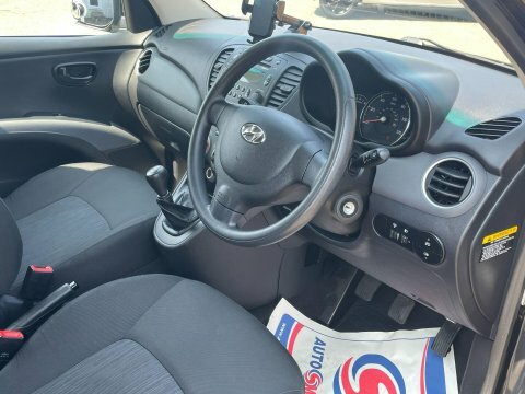 Hyundai I10 Classic White #10