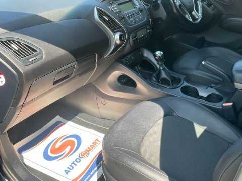Hyundai Ix35  White #18