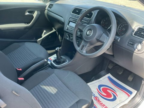 Volkswagen Polo Hatchback Red #14