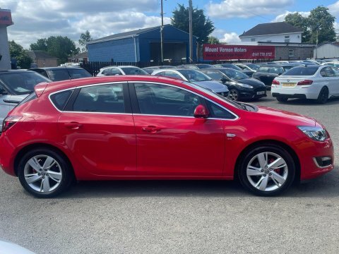 Vauxhall Astra 1.4 16V Sri Red #6