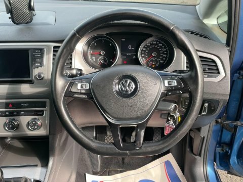 Volkswagen Golf SV Gt Black #20