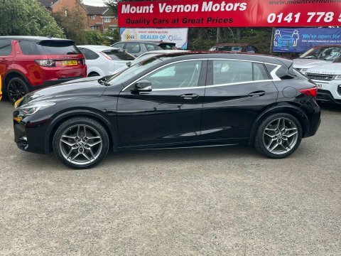 Infiniti Q30 1.5D Sport Euro Black #3