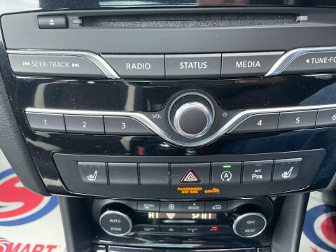 Infiniti Q30  Grey #18