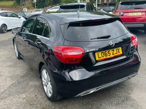 Mercedes-Benz A Class 1.5 A180d Sport Black #4