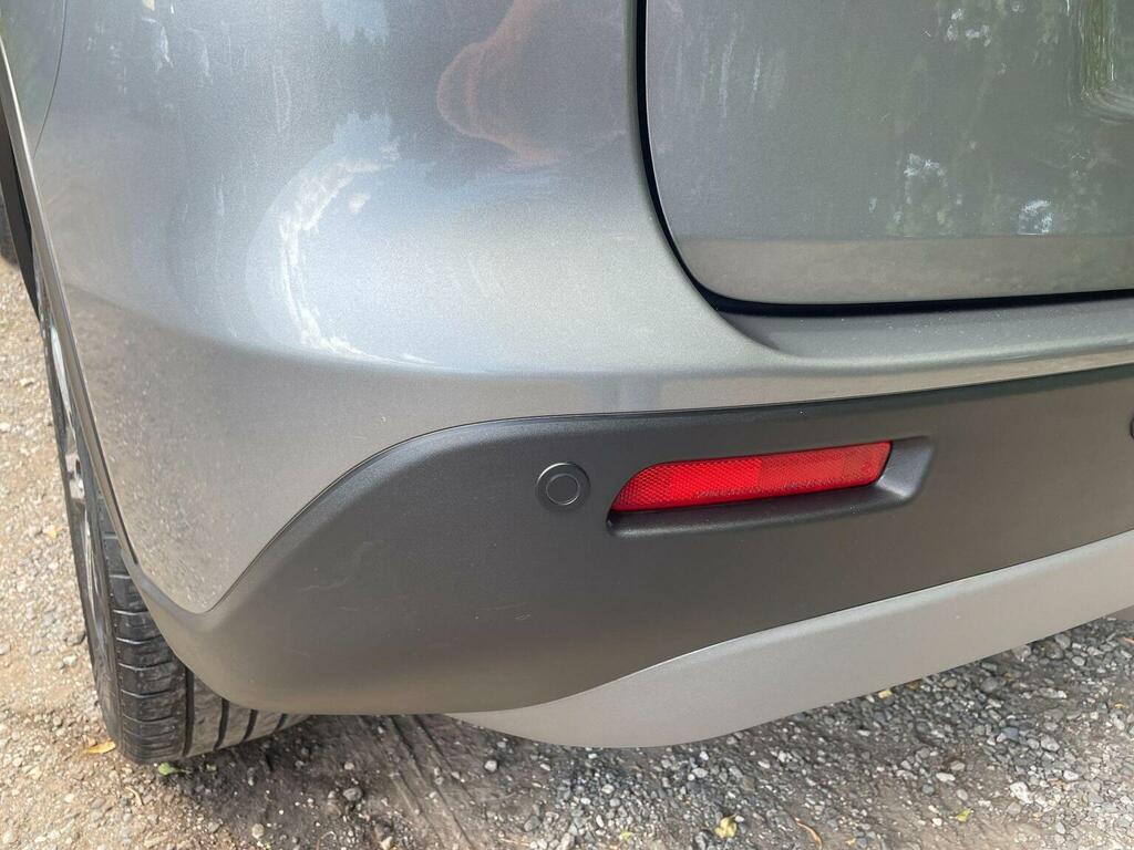 Suzuki Vitara Hatchback Red #32