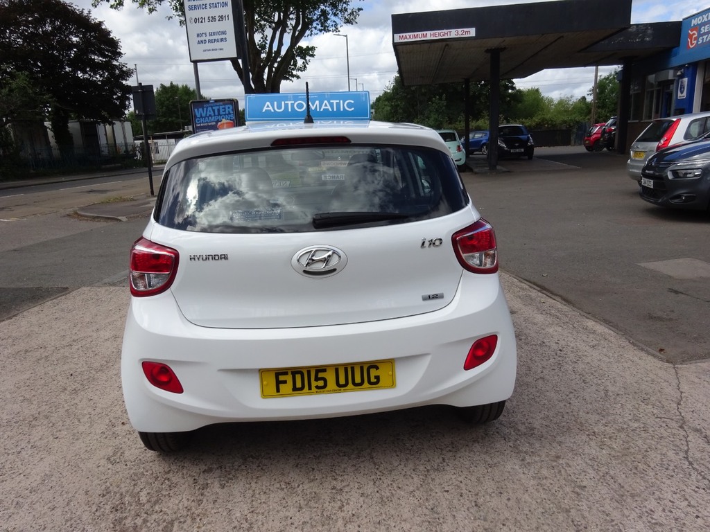 Hyundai I10 1.2 Se White #5