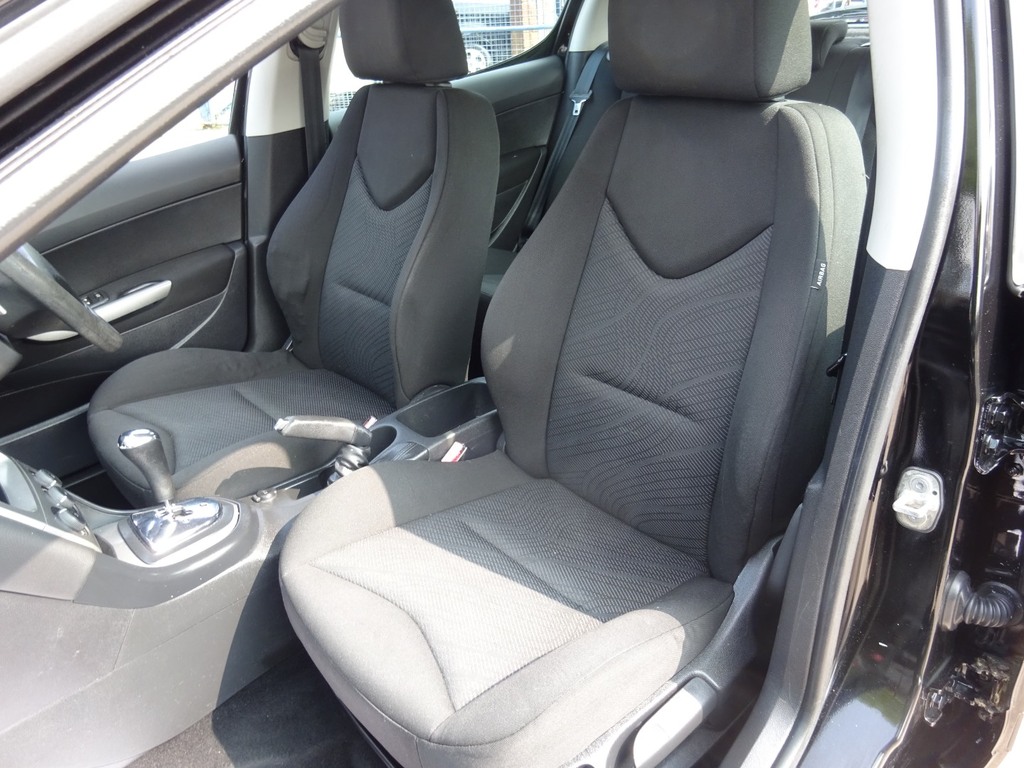 Peugeot 308 Hatchback White #12