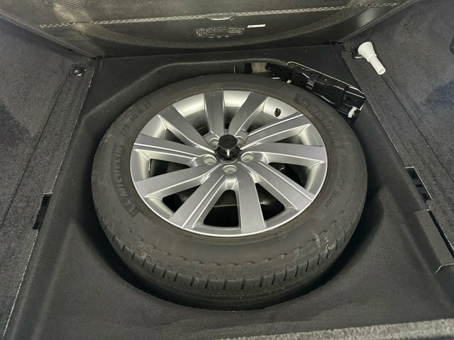 Land Rover Range Rover 3.0 D350 First Edition Black #29