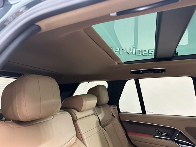 Land Rover Range Rover 3.0 D350 First Edition Black #26
