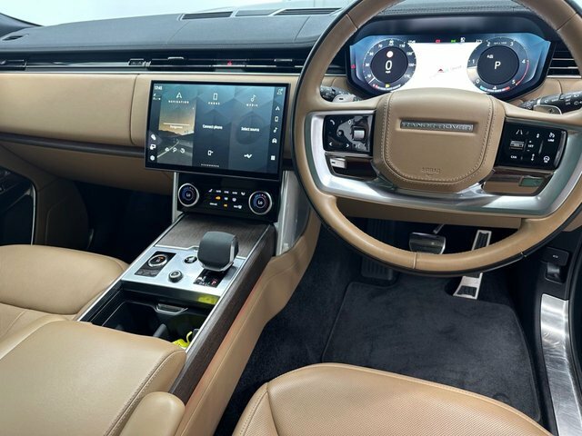 Land Rover Range Rover 3.0 D350 First Edition Black #10