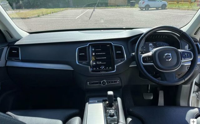 Volvo XC90 2022 2.0 B5 Mhev Momentum Suv Hybrid Au White #2