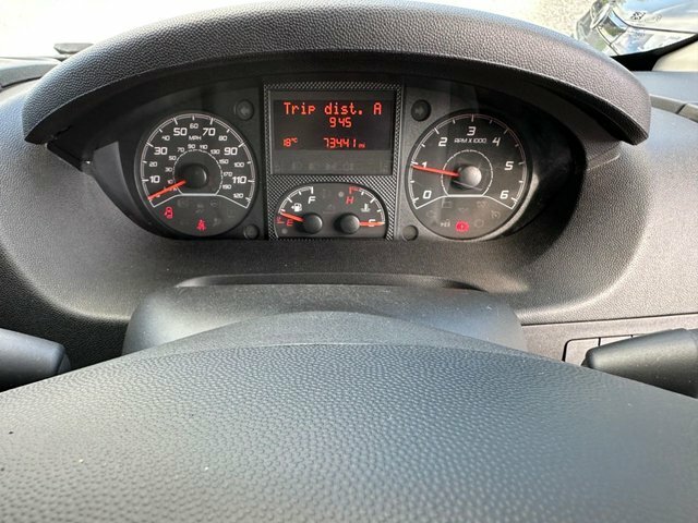 Peugeot Boxer 2019 2.0 Bluehdi 335 Professional Panel Van Di Silver #2