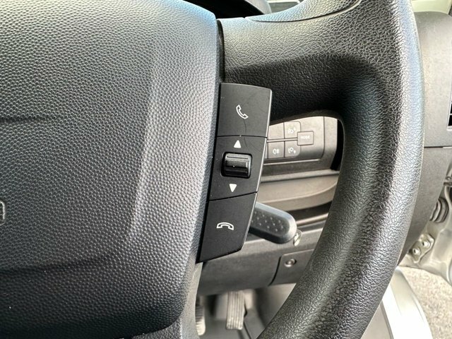 Peugeot Boxer 2019 2.0 Bluehdi 335 Professional Panel Van Di Silver #4