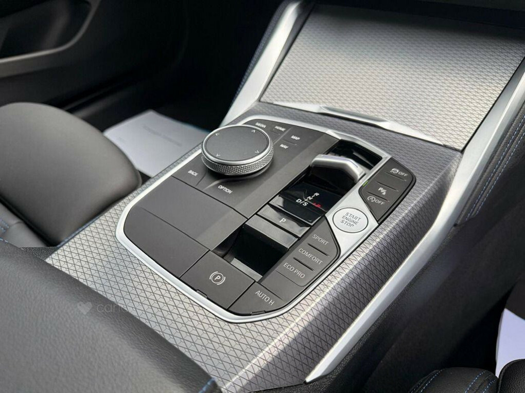 BMW  250Kw Edrive40 M Sport Pro 84Kwh Black #19