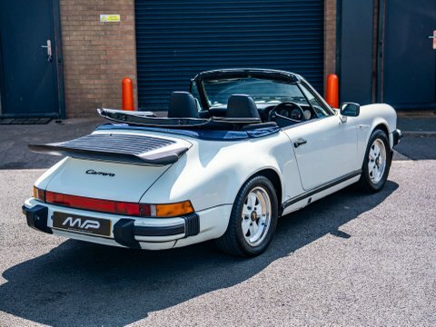 Porsche 911 3.2 Classic Carrera White #4