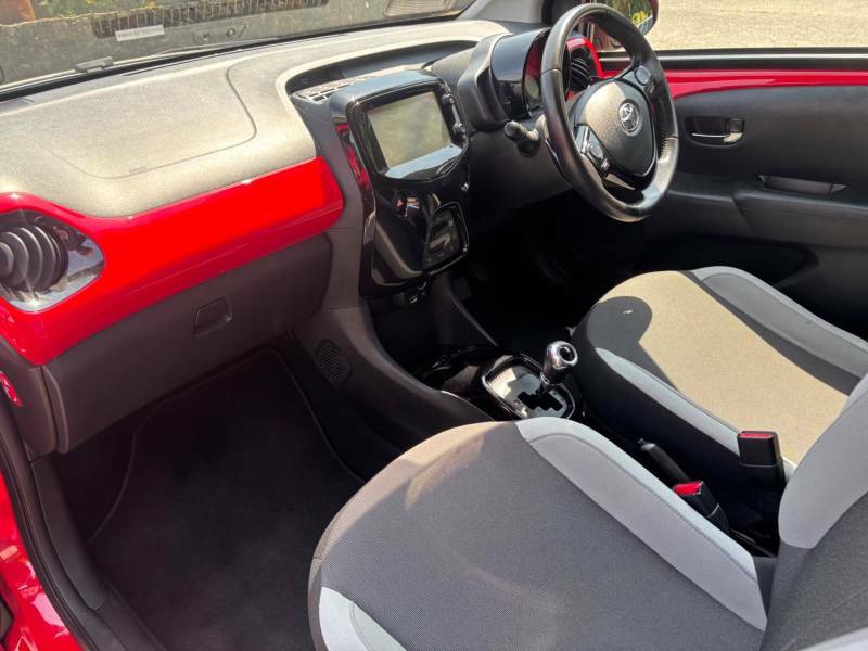 Toyota Aygo 1.0 Vvt-i X-style X-shift - 2018 18 MK18MYB Red #6