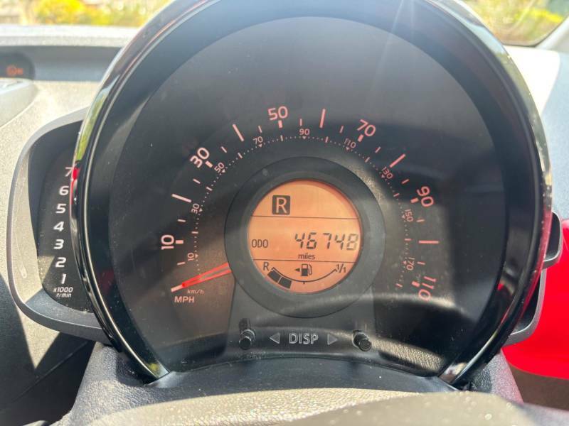 Toyota Aygo 1.0 Vvt-i X-style X-shift - 2018 18 MK18MYB Red #4