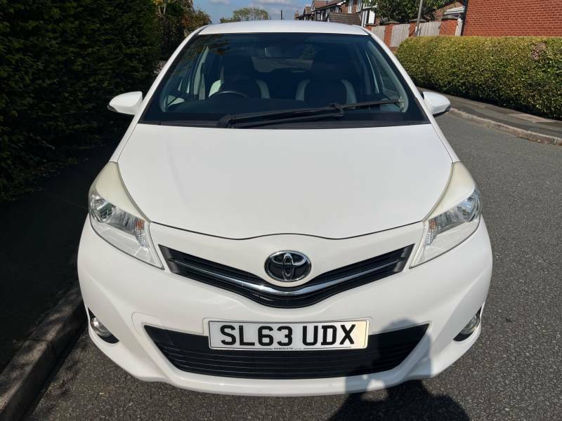 Toyota Yaris 1.33 Vvt-i Trend - 2013 63 White #2