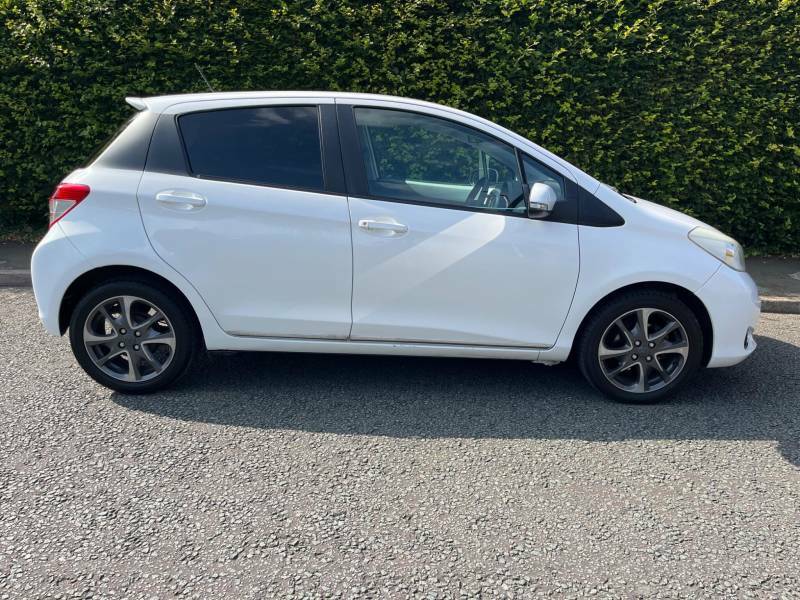 Toyota Yaris 1.33 Vvt-i Trend - 2013 63 White #6