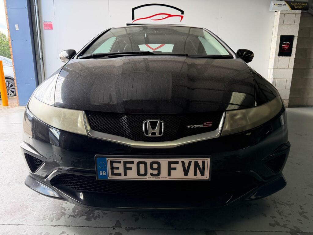 Honda Civic 1.8 I-vtec Type S Hatchback Black #4