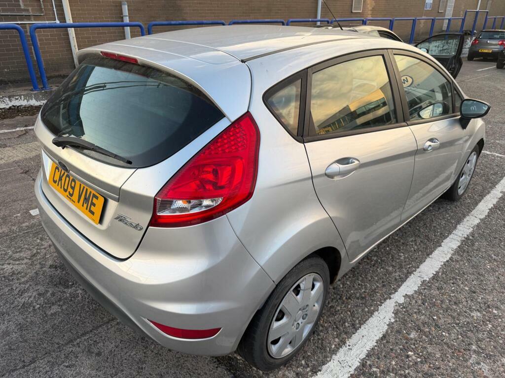 Ford Fiesta 1.25 Style Hatchback Silver #6