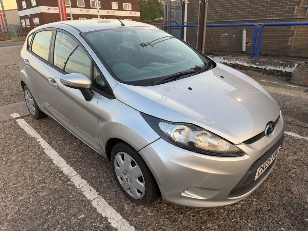 Ford Fiesta 1.25 Style Hatchback Silver #2