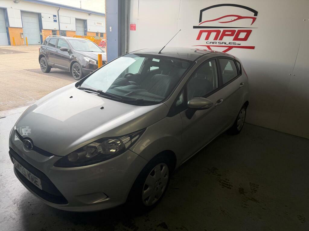 Ford Fiesta 1.25 Style Hatchback Silver #2