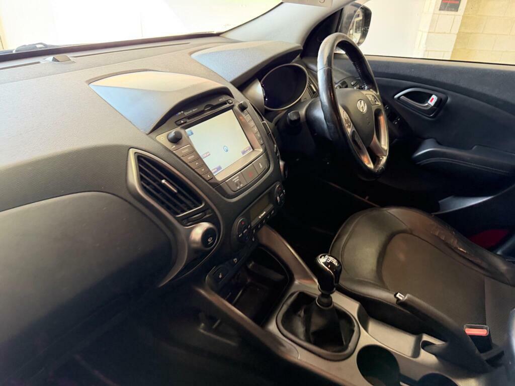 Hyundai Ix35 1.6 Gdi Se Suv Euro 5 135 Ps White #51