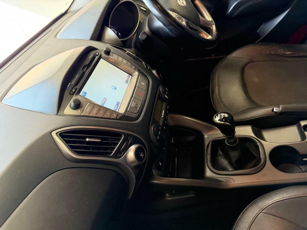 Hyundai Ix35 1.6 Gdi Se Suv Euro 5 135 Ps White #52