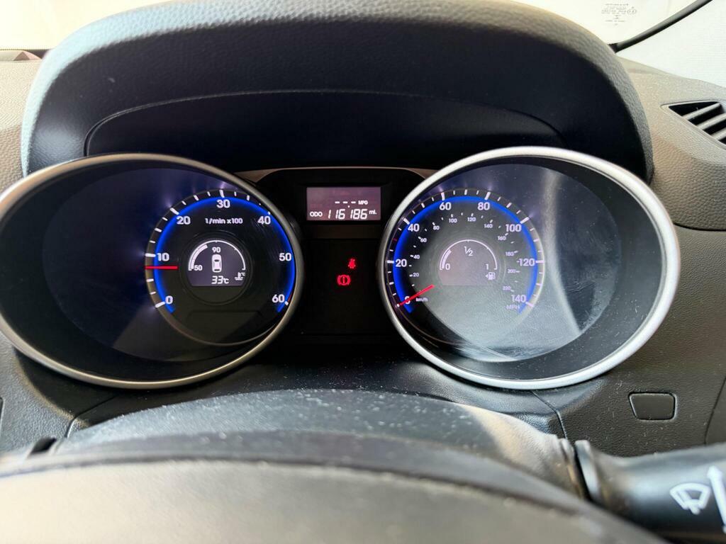 Hyundai Ix35 1.6 Gdi Se Suv Euro 5 135 Ps White #30