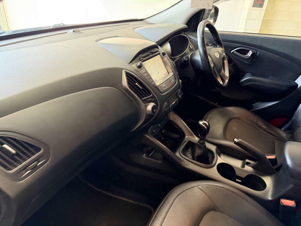 Hyundai Ix35 1.6 Gdi Se Suv Euro 5 135 Ps White #50