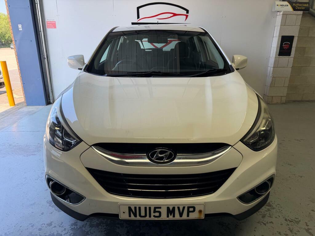 Hyundai Ix35 1.6 Gdi S Suv White #3