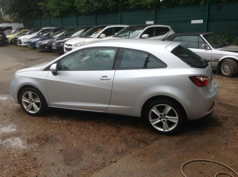 Seat Ibiza 1.2 Petrol 3dr SJ64HJV #3
