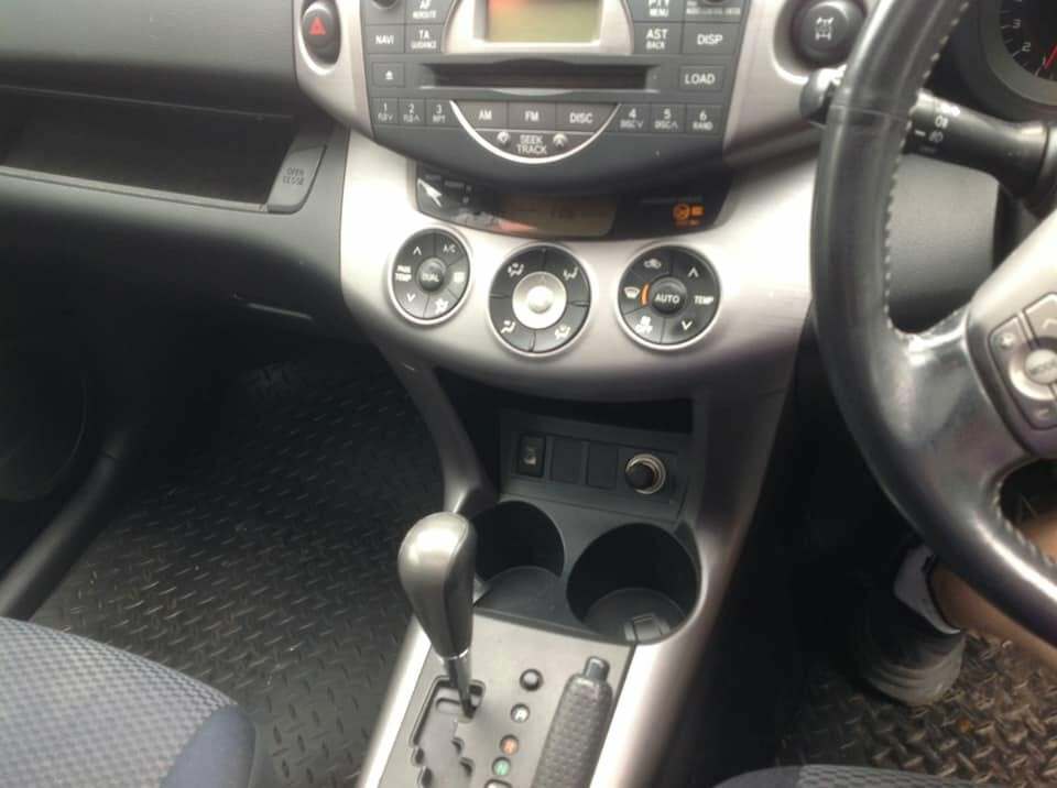 Toyota Rav 4 2L Petrol 5dr YG07HFV #5