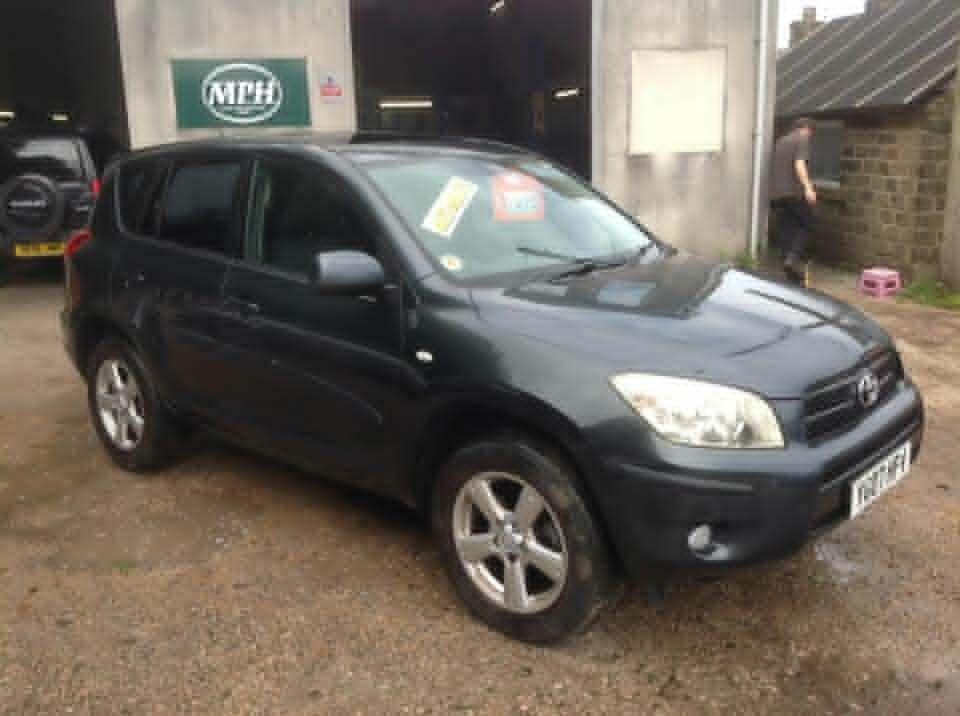 Toyota Rav 4 2L Petrol 5dr YG07HFV #2
