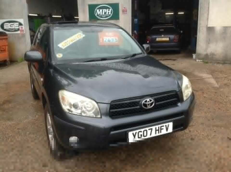 Toyota Rav 4 2L Petrol 5dr YG07HFV